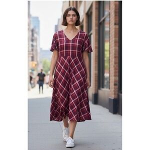 J. Jill Rayon Empire Waist Short Sleeve Midi Dress in Plaid Checked Burgundy M P